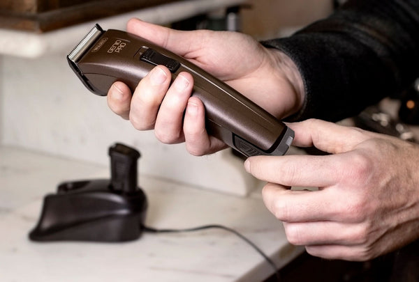 WAHL Genio Pro Clipper Kit - Hairdressing Supplies