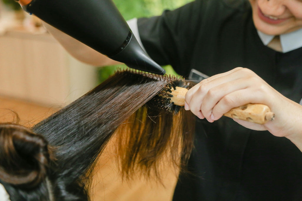 Client Loyalty: Building Long-Term Relationships in Your Salon - Hairdressing Supplies